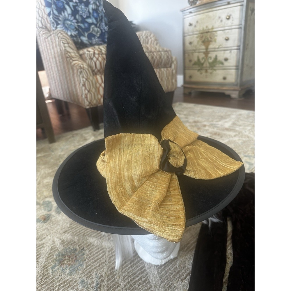 Brown Velvet Witch Costume With Gold Cape And Hat With Bow Small Adult Or Lg Ch - Picture 5 of 8